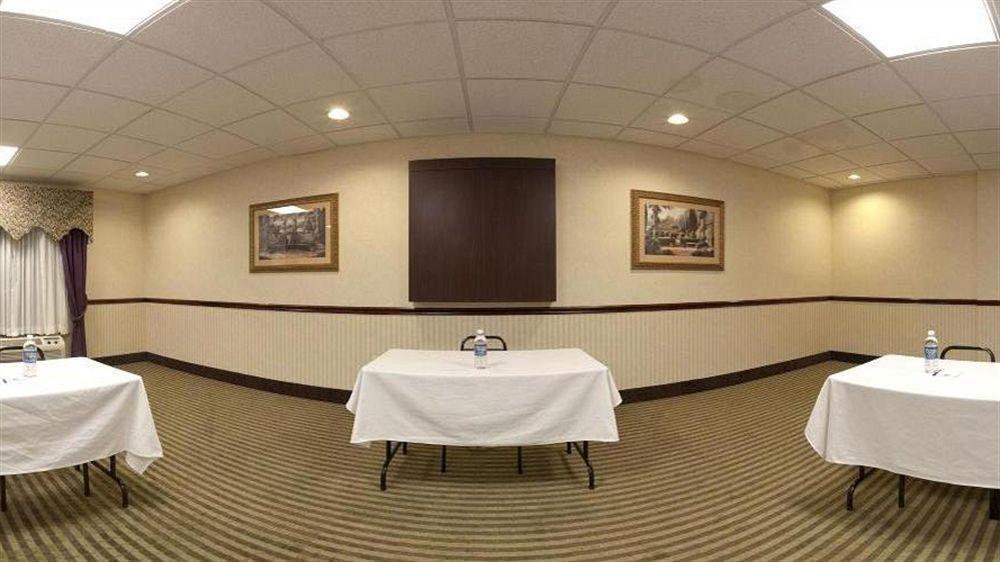 Holiday Inn Express Hotel & Suites Circleville By Ihg Ngoại thất bức ảnh