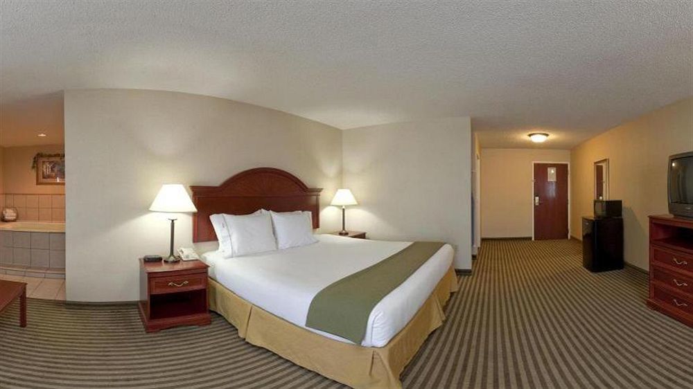Holiday Inn Express Hotel & Suites Circleville By Ihg Ngoại thất bức ảnh