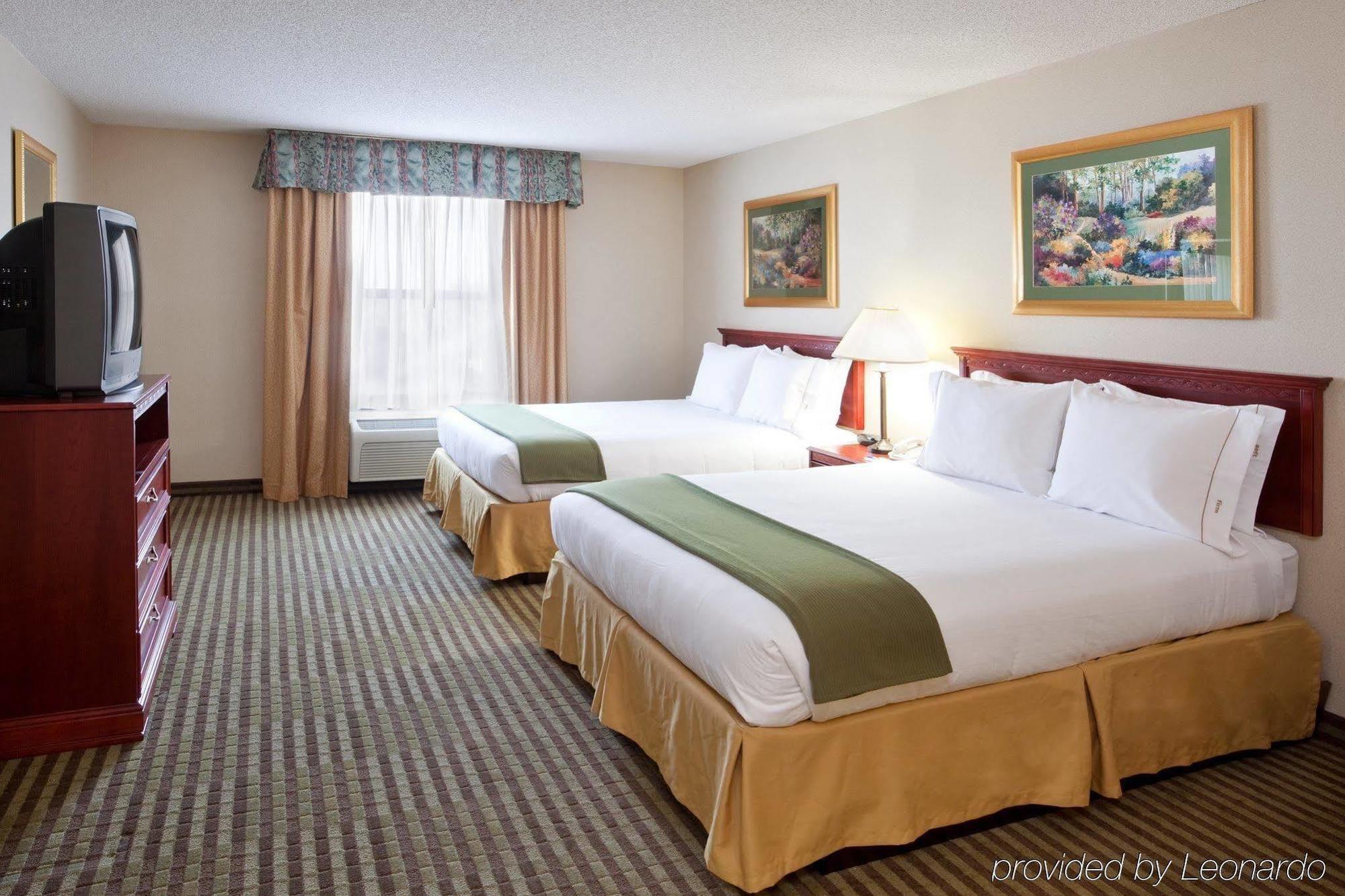 Holiday Inn Express Hotel & Suites Circleville By Ihg Ngoại thất bức ảnh